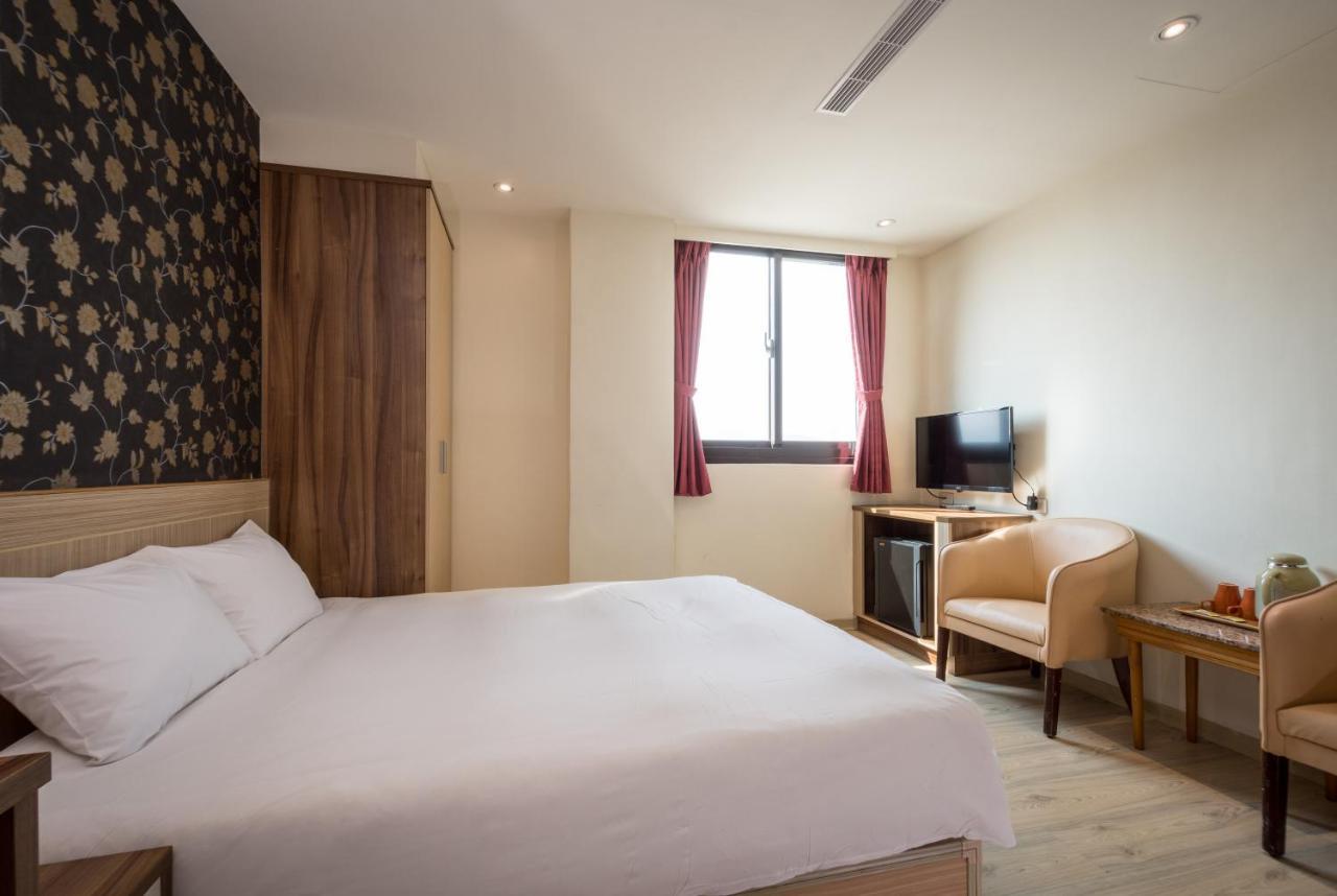 Yadi Hotel Puli Eksteriør bilde