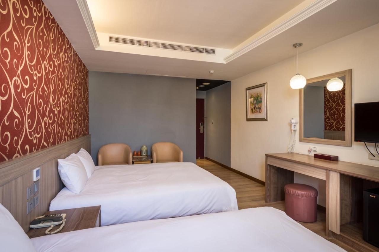 Yadi Hotel Puli Eksteriør bilde