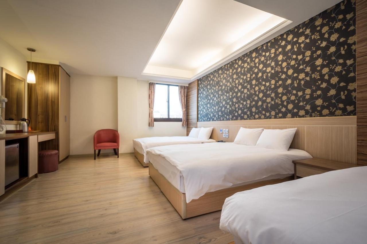 Yadi Hotel Puli Eksteriør bilde