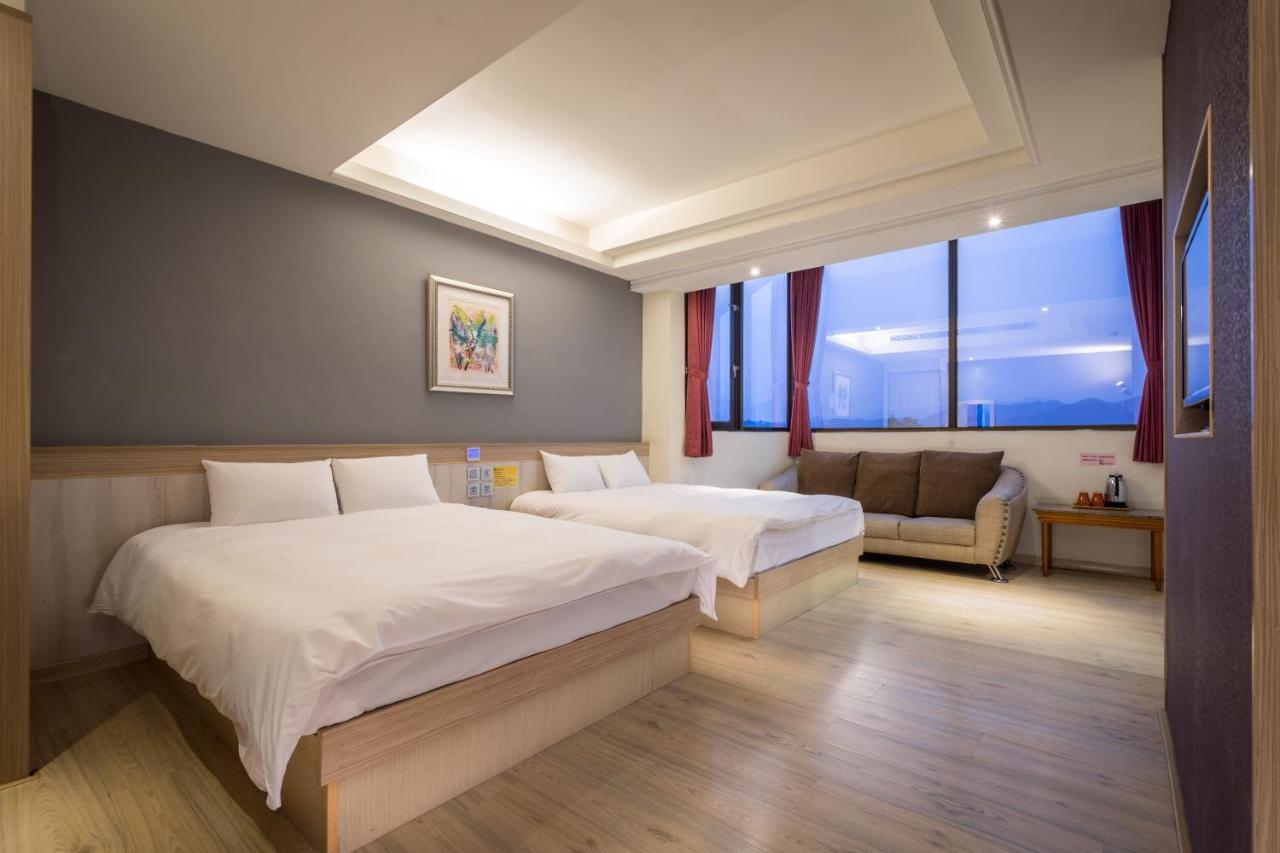 Yadi Hotel Puli Eksteriør bilde