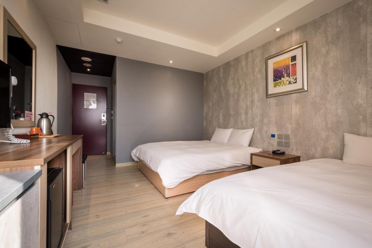 Yadi Hotel Puli Eksteriør bilde