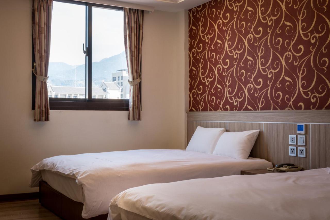 Yadi Hotel Puli Eksteriør bilde