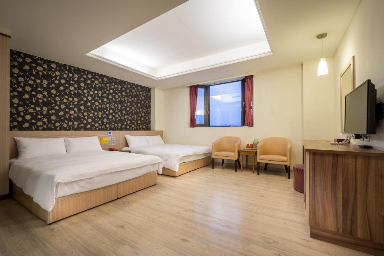 Yadi Hotel Puli Eksteriør bilde