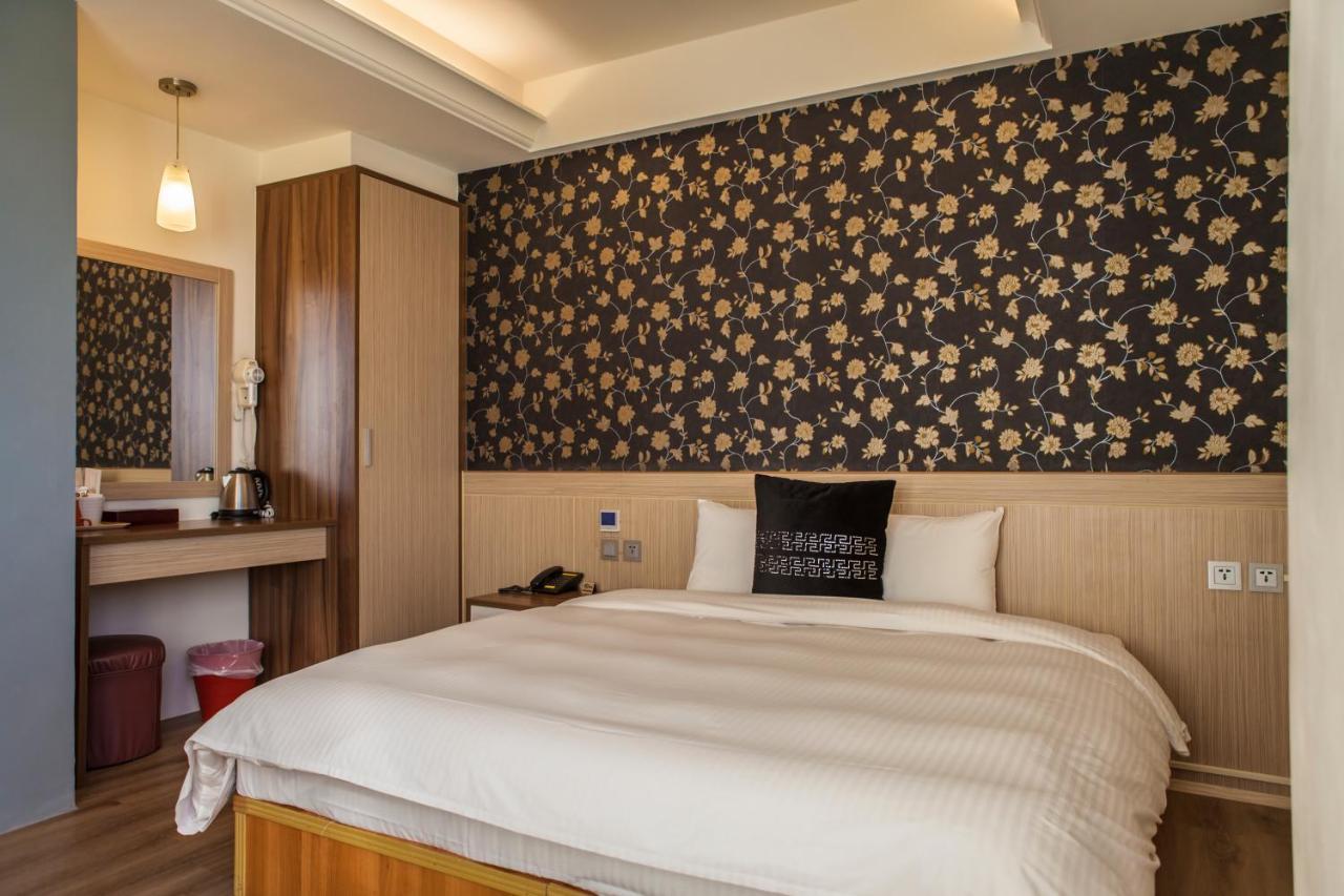 Yadi Hotel Puli Eksteriør bilde